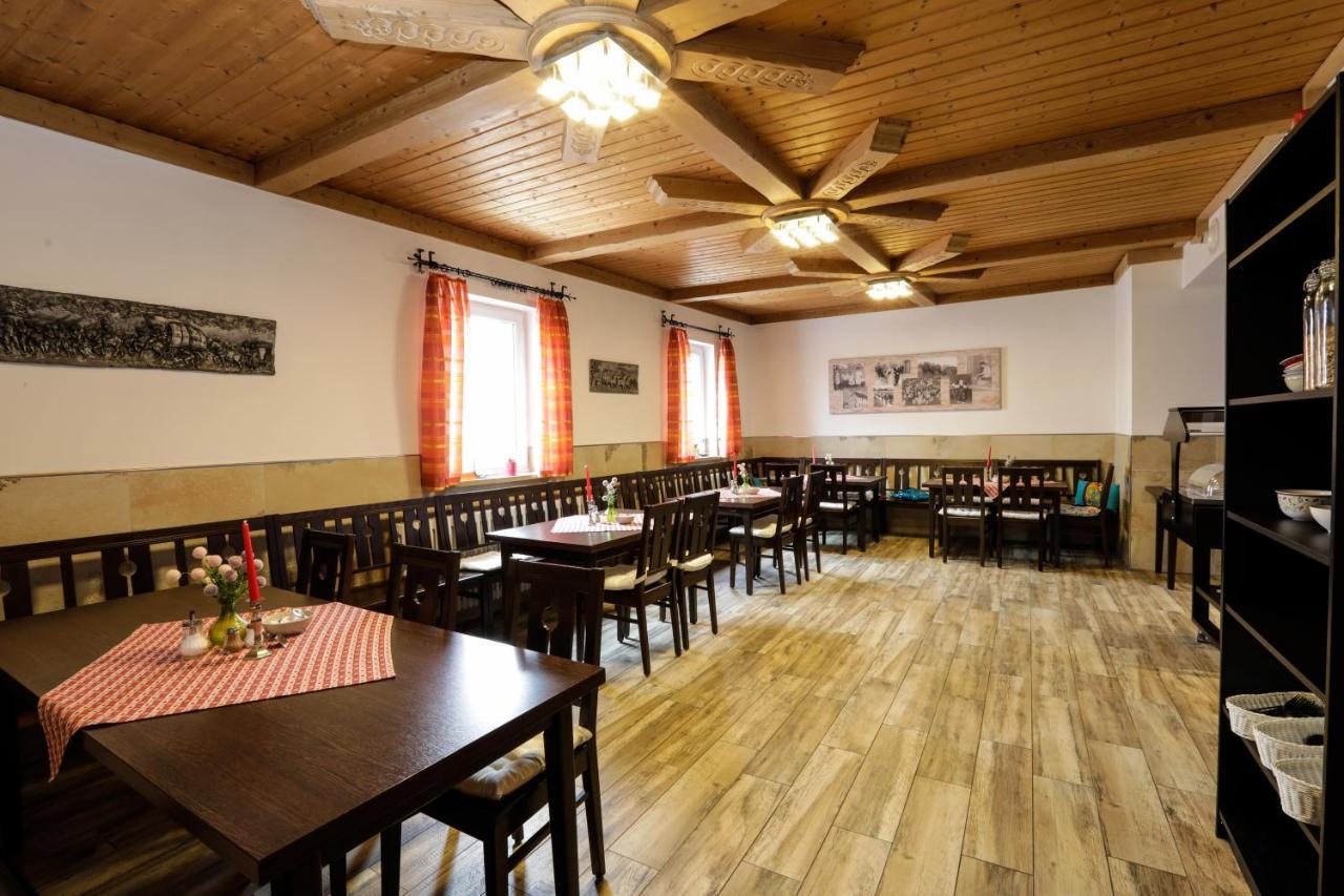 Gasthof / Pension Goetzfried Tegernheim Extérieur photo